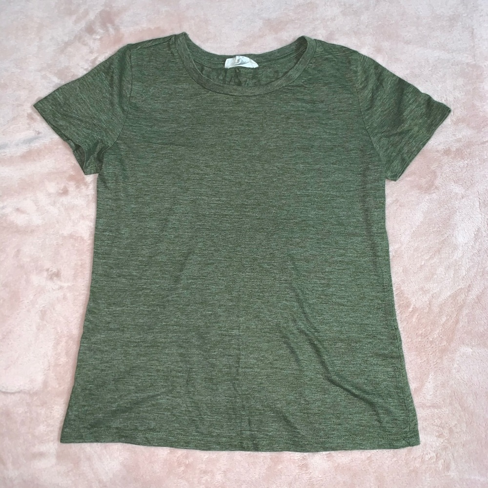 Plain t shirt